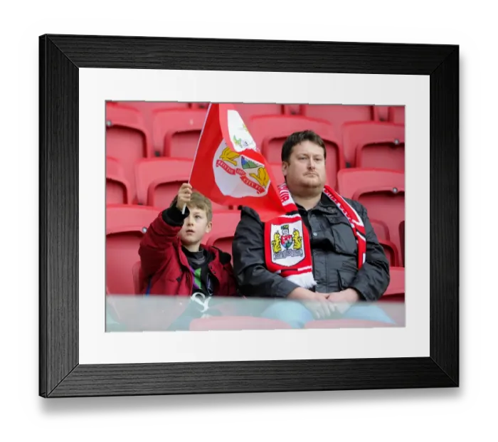 Framed Print : Intense Championship Showdown: Bristol City vs Charlton Athletic at Ashton Gate (December 2015)