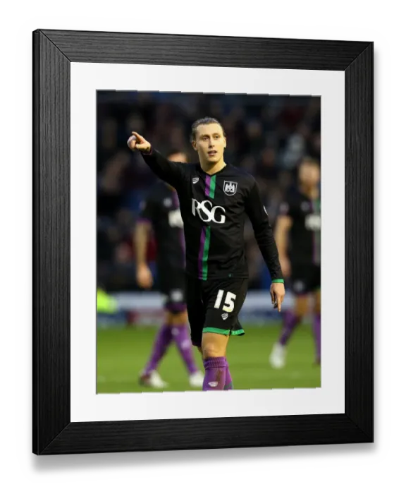Framed Print : Luke Freeman Points for Bristol City Against Burnley, Sky Bet Championship (December 2015) Framed Print : Luke Freeman Points for Bristol City Against Burnley, Sky Bet Championship (December 2015)