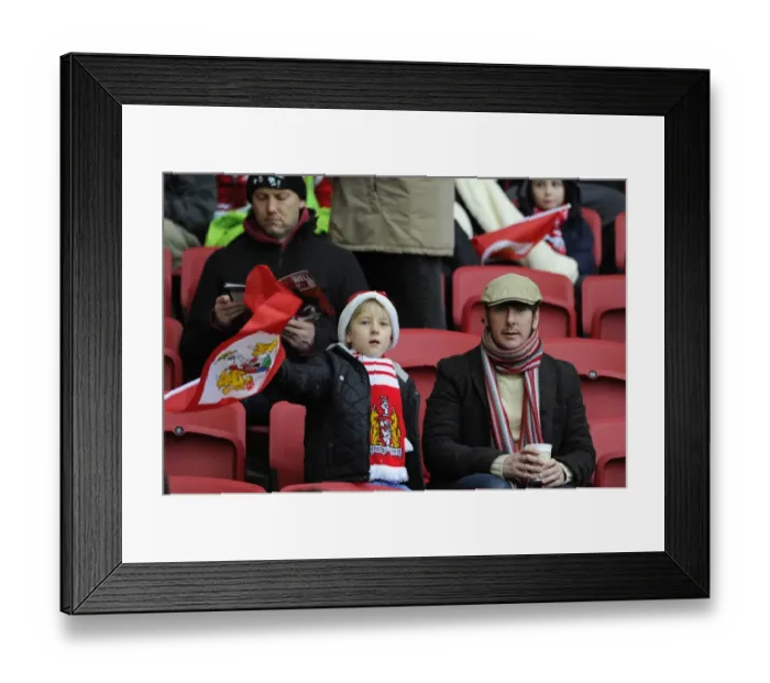 Framed Print : Intense Championship Clash: Bristol City vs Charlton Athletic at Ashton Gate (December 2015) Framed Print : Intense Championship Clash: Bristol City vs Charlton Athletic at Ashton Gate (December 2015)