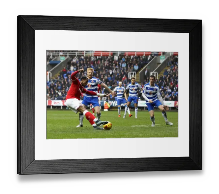 Framed Print : Bristol City's Jonathan Kodjia Throws a Shot On Target Against Reading, 2016 Framed Print : Bristol City's Jonathan Kodjia Throws a Shot On Target Against Reading, 2016
