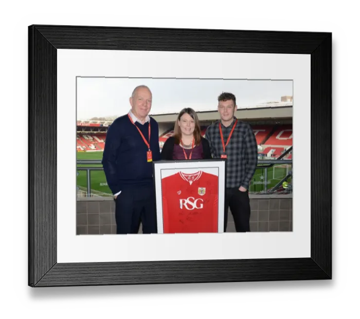 Framed Print : Bristol City vs Middlesbrough Showdown at Ashton Gate Framed Print : Bristol City vs Middlesbrough Showdown at Ashton Gate