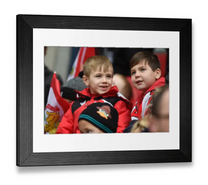 Framed Print : Passionate Bristol City Fan at Ashton Gate During Championship Match Framed Print : Passionate Bristol City Fan at Ashton Gate During Championship Match