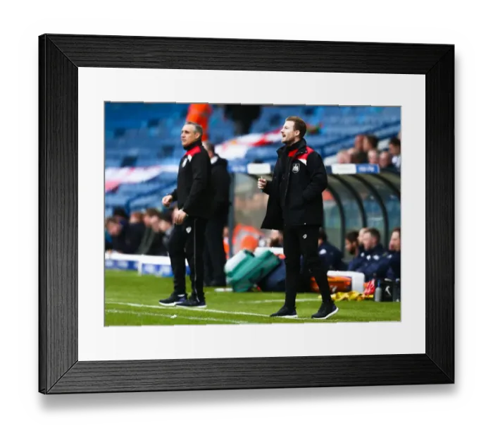 Framed Print : Wade Elliott and John Pemberton of Bristol City during Leeds United vs. Bristol City, Sky Bet Championship (January 23, 2016) Framed Print : Wade Elliott and John Pemberton of Bristol City during Leeds United vs. Bristol City, Sky Bet Championship (January 23, 2016)