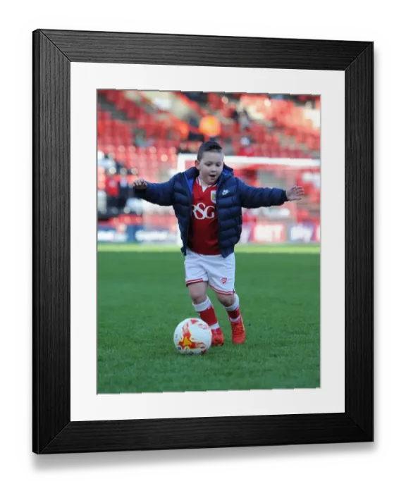 Framed Print : Sky Bet Championship Showdown: Bristol City vs Birmingham City at Ashton Gate Stadium (January 2016) Framed Print : Sky Bet Championship Showdown: Bristol City vs Birmingham City at Ashton Gate Stadium (January 2016)