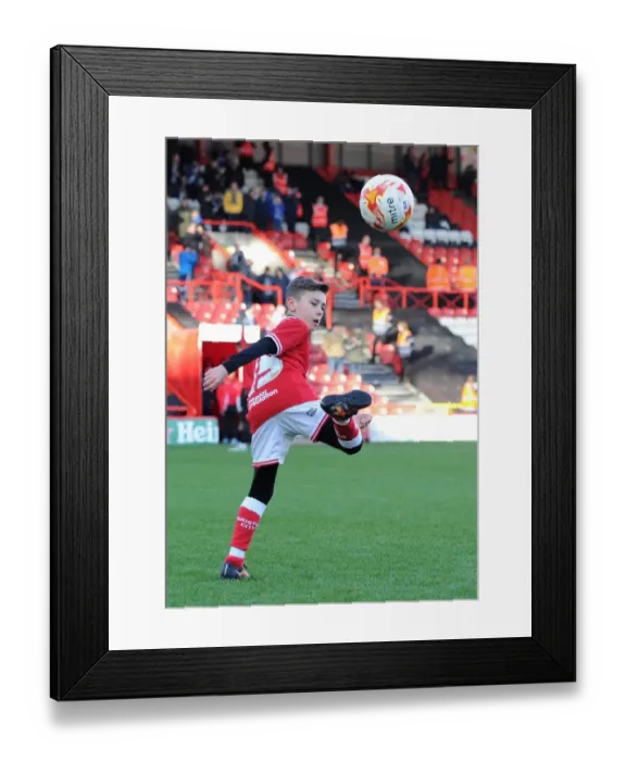 Framed Print : Sky Bet Championship Showdown: A Clash of Rivals - Bristol City vs Birmingham City at Ashton Gate Stadium (January 2016) Framed Print : Sky Bet Championship Showdown: A Clash of Rivals - Bristol City vs Birmingham City at Ashton Gate Stadium (January 2016)