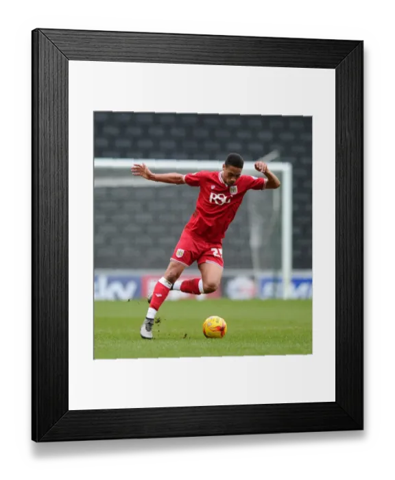 Framed Print : Zak Vyner of Bristol City in Action Against Milton Keynes Dons at Stadium MK, 2016 Framed Print : Zak Vyner of Bristol City in Action Against Milton Keynes Dons at Stadium MK, 2016