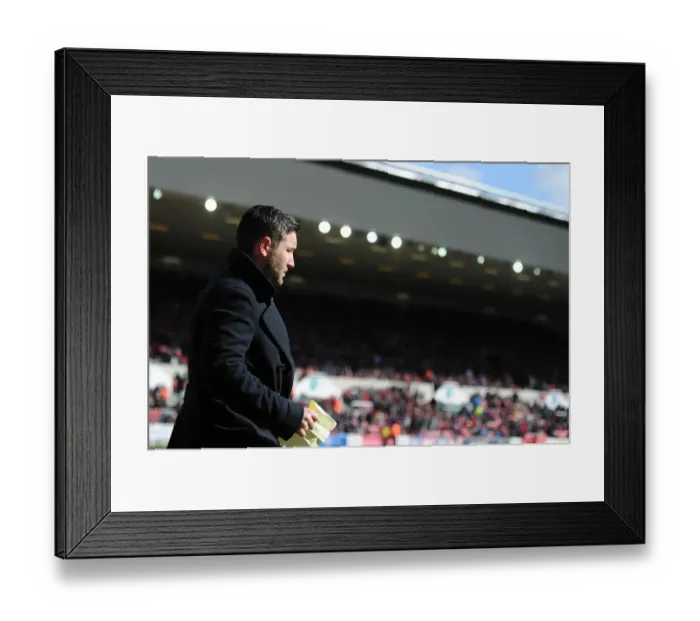Framed Print : Bristol City vs. Cardiff City: Lee Johnson Leads the Charge at Ashton Gate, Sky Bet Championship (05 / 03 / 2016)