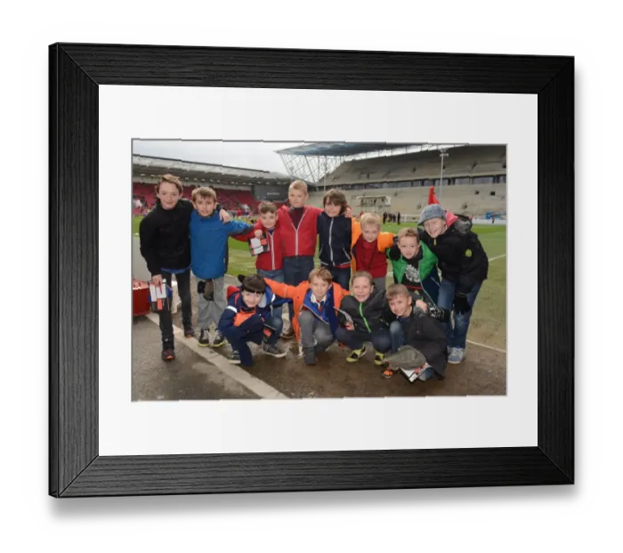 Framed Print : Bristol City vs. Cardiff City: A Riveting Championship Clash at Ashton Gate - 05 / 03 / 2016