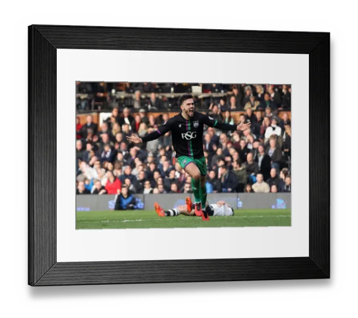 Framed Print : Marlon Pack Scores Dramatic Equalizer for Bristol City vs. Fulham in Sky Bet Championship (12 March 2016) Framed Print : Marlon Pack Scores Dramatic Equalizer for Bristol City vs. Fulham in Sky Bet Championship (12 March 2016)