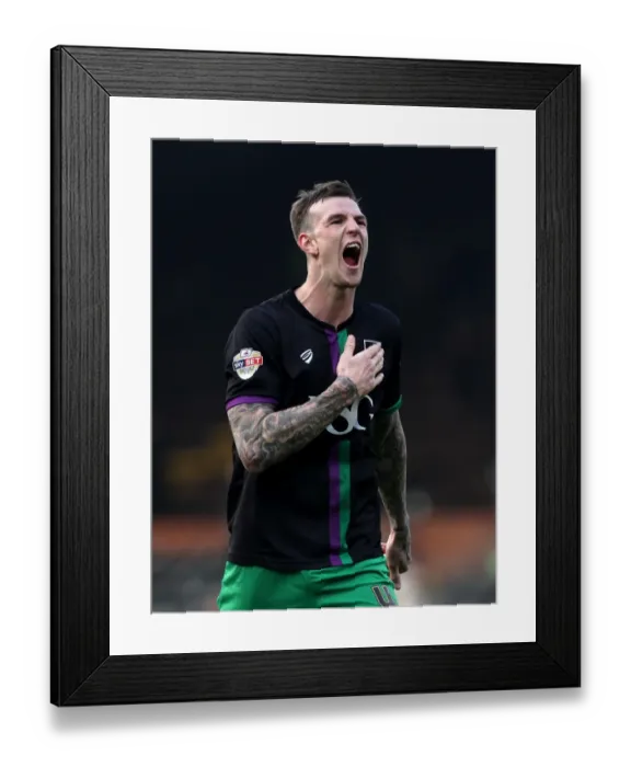 Framed Print : Aden Flint's Celebration: Bristol City's Win Over Fulham at Craven Cottage (March 12, 2016) Framed Print : Aden Flint's Celebration: Bristol City's Win Over Fulham at Craven Cottage (March 12, 2016)