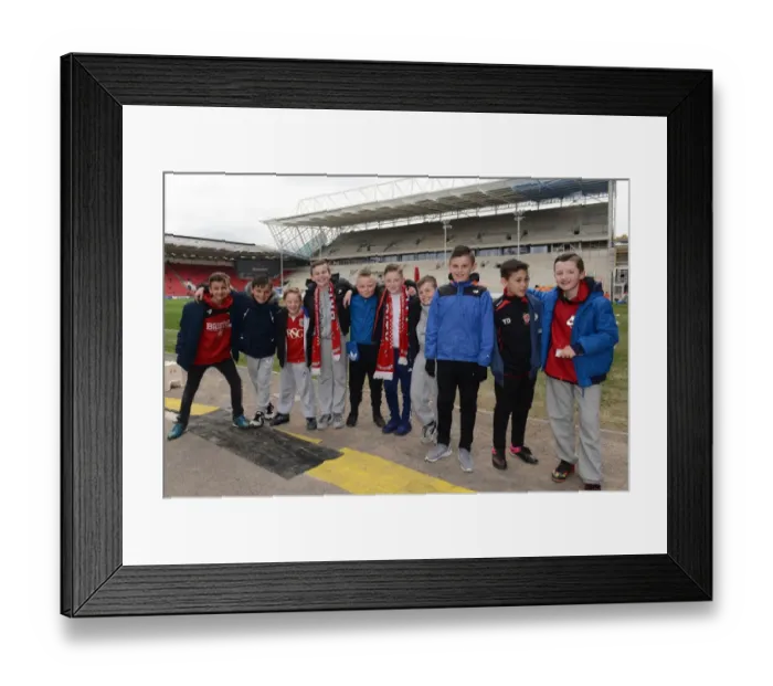 Framed Print : Championship Showdown: Bristol City vs. Bolton Wanderers at Ashton Gate (19-03-2016) Framed Print : Championship Showdown: Bristol City vs. Bolton Wanderers at Ashton Gate (19-03-2016)