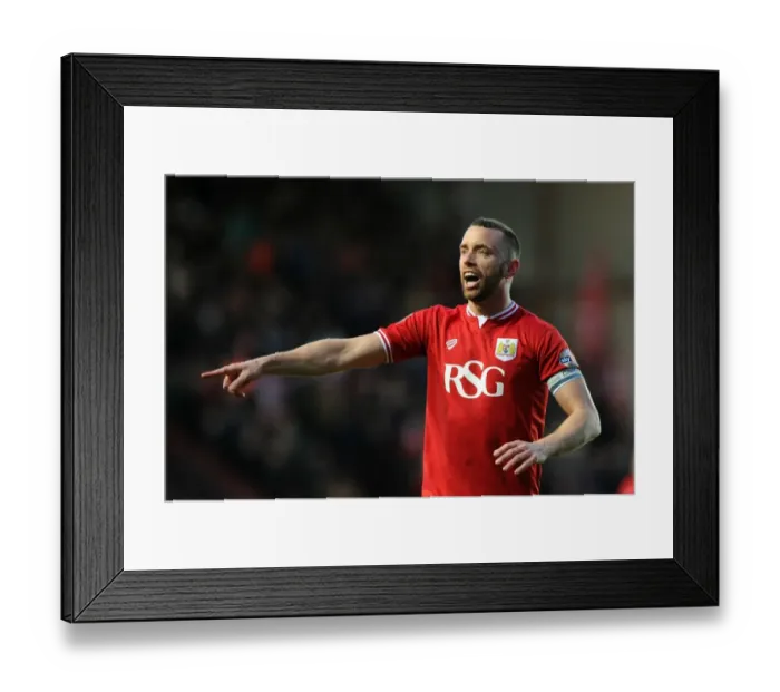 Framed Print : Aaron Wilbraham in Action: Bristol City vs Rotherham United at Ashton Gate, 2016 Framed Print : Aaron Wilbraham in Action: Bristol City vs Rotherham United at Ashton Gate, 2016