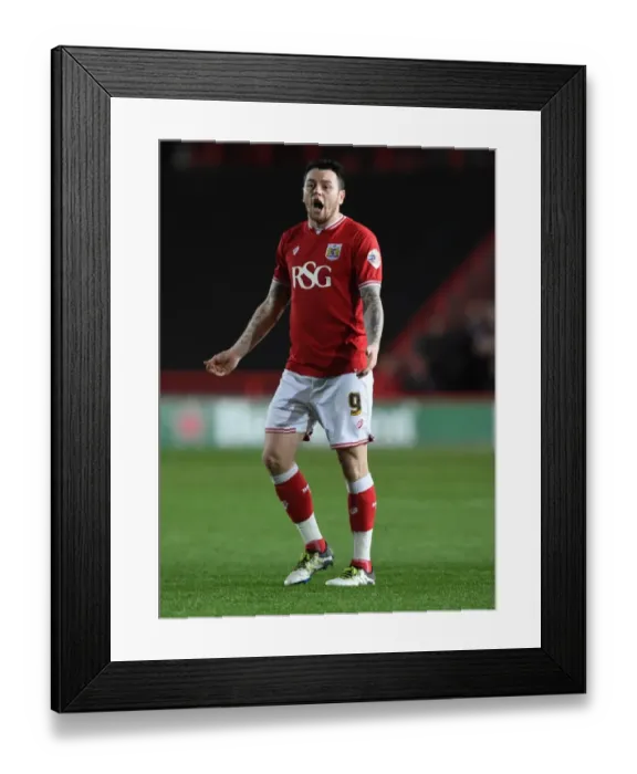Framed Print : Bristol City's Lee Tomlin in Action during Sky Bet Championship Match against Rotherham United