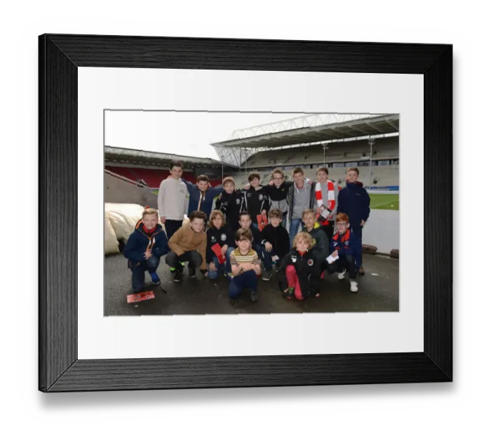 Framed Print : Championship Showdown: A Clash of Titans - Bristol City vs Sheffield Wednesday (April 2016) Framed Print : Championship Showdown: A Clash of Titans - Bristol City vs Sheffield Wednesday (April 2016)