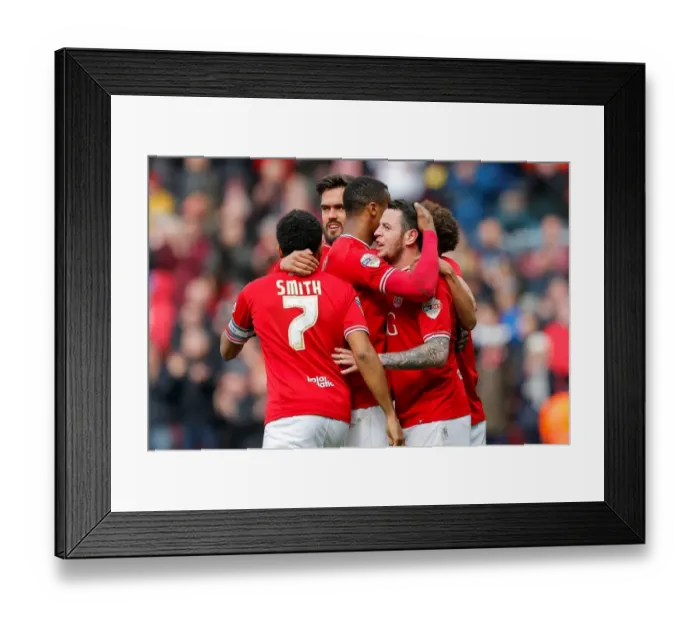 Framed Print : Lee Tomlin's Penalty: 3-0 Lead for Bristol City over Sheffield Wednesday Framed Print : Lee Tomlin's Penalty: 3-0 Lead for Bristol City over Sheffield Wednesday