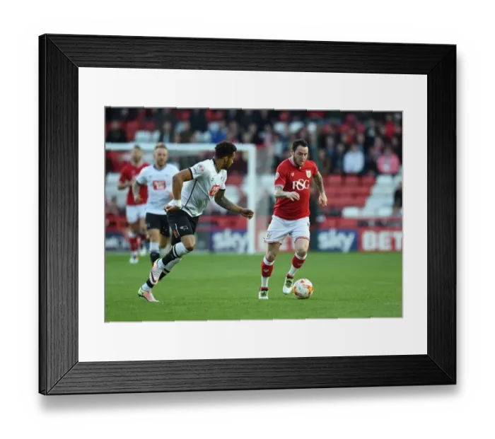 Framed Print : Bristol City vs Derby County: Lee Tomlin Thrills at Ashton Gate (April 19, 2016) Framed Print : Bristol City vs Derby County: Lee Tomlin Thrills at Ashton Gate (April 19, 2016)