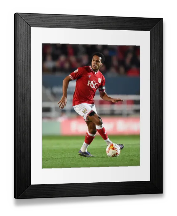 Framed Print : Bristol City vs Derby County: Korey Smith in Action at Ashton Gate Stadium (April 2016) Framed Print : Bristol City vs Derby County: Korey Smith in Action at Ashton Gate Stadium (April 2016)