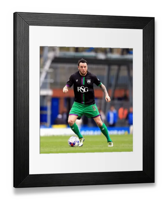 Framed Print : Lee Tomlin in Action for Bristol City against Blackburn Rovers, Sky Bet Championship 2016 - Ewood Park Framed Print : Lee Tomlin in Action for Bristol City against Blackburn Rovers, Sky Bet Championship 2016 - Ewood Park