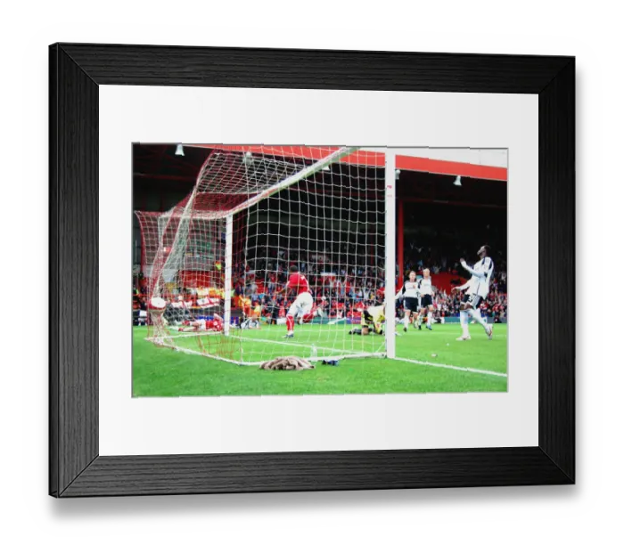 Framed Print : Bristol City vs Derby County: A Football Rivalry - Season 08-09 Framed Print : Bristol City vs Derby County: A Football Rivalry - Season 08-09