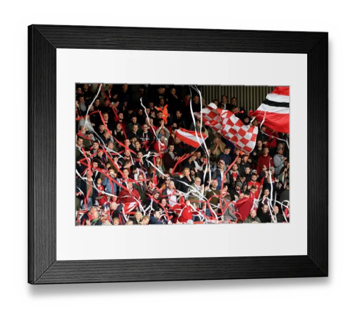 Framed Print : Intense Moment at Ashton Gate: Bristol City vs Huddersfield Town, Sky Bet Championship (April 2016) Framed Print : Intense Moment at Ashton Gate: Bristol City vs Huddersfield Town, Sky Bet Championship (April 2016)