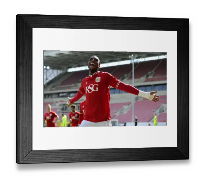 Framed Print : Bristol City's Unforgettable Championship Win: Kodjia's Thrilling Goal Celebration (30 / 04 / 2016)