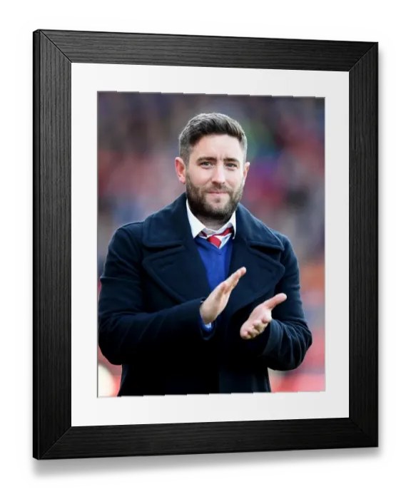 Framed Print : Lee Johnson and Bristol City Take on Huddersfield Town in Sky Bet Championship Clash at Ashton Gate Framed Print : Lee Johnson and Bristol City Take on Huddersfield Town in Sky Bet Championship Clash at Ashton Gate