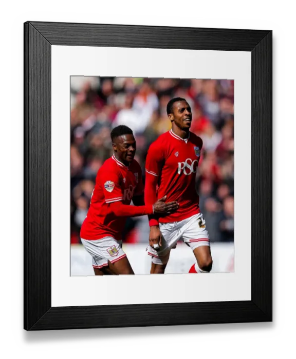 Framed Print : Bristol City's Jonathan Kodjia Scores Third Goal Against Huddersfield Town, 30-04-2016 Framed Print : Bristol City's Jonathan Kodjia Scores Third Goal Against Huddersfield Town, 30-04-2016