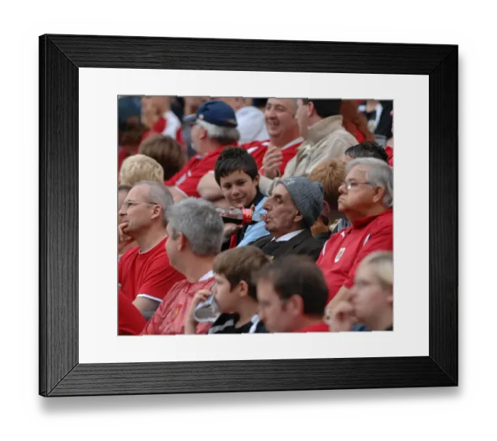 Framed Print : Sky Blues vs. Robins Rivalry: Coventry City vs. Bristol City - Season 08-09 Framed Print : Sky Blues vs. Robins Rivalry: Coventry City vs. Bristol City - Season 08-09