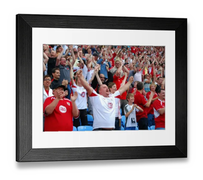 Framed Print : Clash of the West: Bristol City vs Coventry City, 08-09 Season Framed Print : Clash of the West: Bristol City vs Coventry City, 08-09 Season
