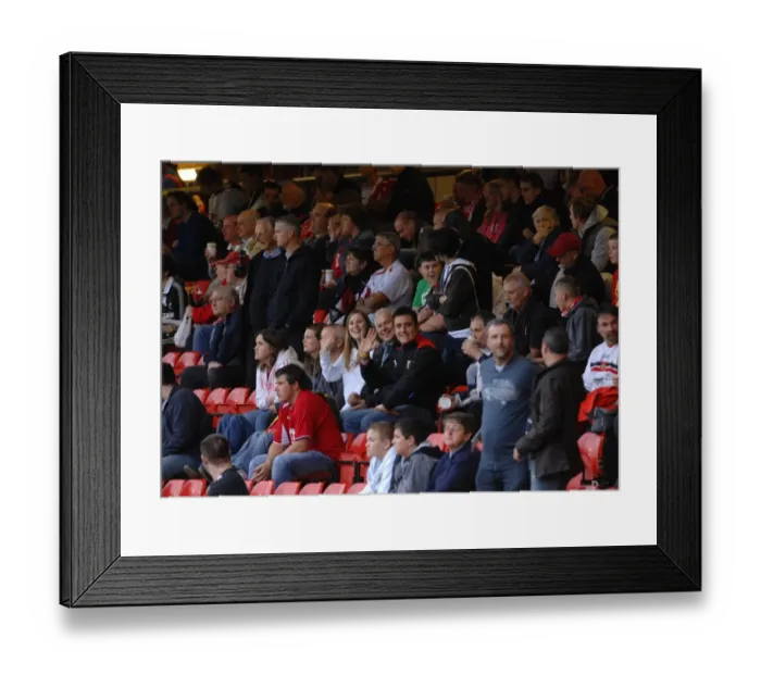 Framed Print : Football Showdown: Bristol City vs Crewe Alexandra - Season 08-09 Framed Print : Football Showdown: Bristol City vs Crewe Alexandra - Season 08-09