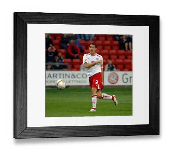 Framed Print : Bristol City vs Crewe Alexandra: A Football Showdown - Season 08-09