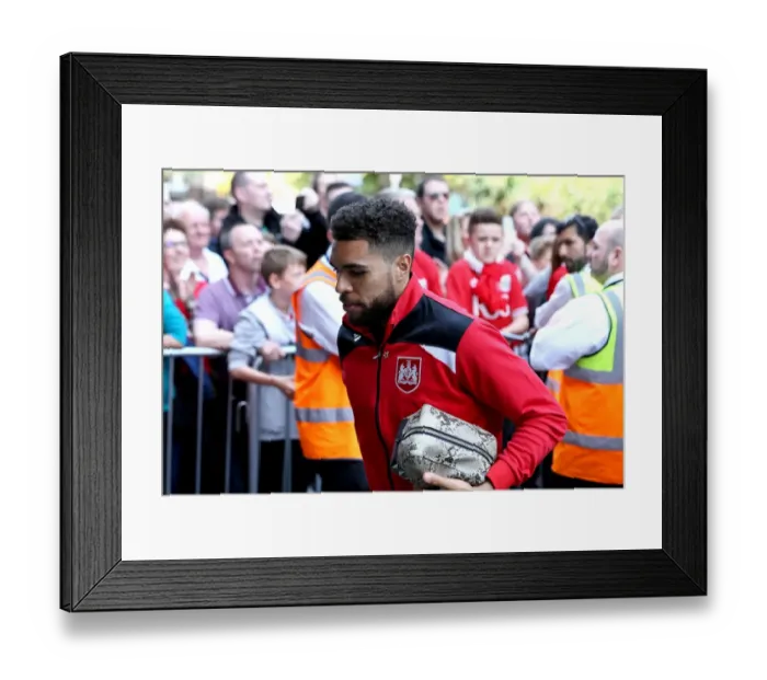 Framed Print : Scott Golbourne Arrives at Loftus Road Ahead of QPR vs. Bristol City Showdown