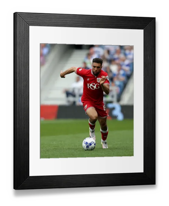 Framed Print : Scott Golbourne of Bristol City in Action Against Queens Park Rangers, May 2016