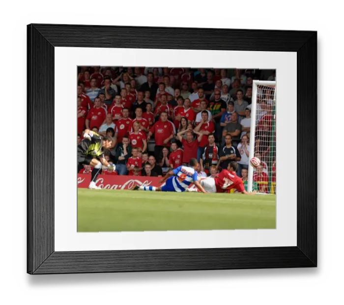 Framed Print : Bristol City vs QPR: A Football Rivalry from the 08-09 Season Framed Print : Bristol City vs QPR: A Football Rivalry from the 08-09 Season