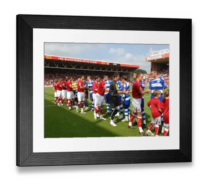 Framed Print : Bristol City vs QPR: A Football Rivalry - The Showdown (08-09) Framed Print : Bristol City vs QPR: A Football Rivalry - The Showdown (08-09)