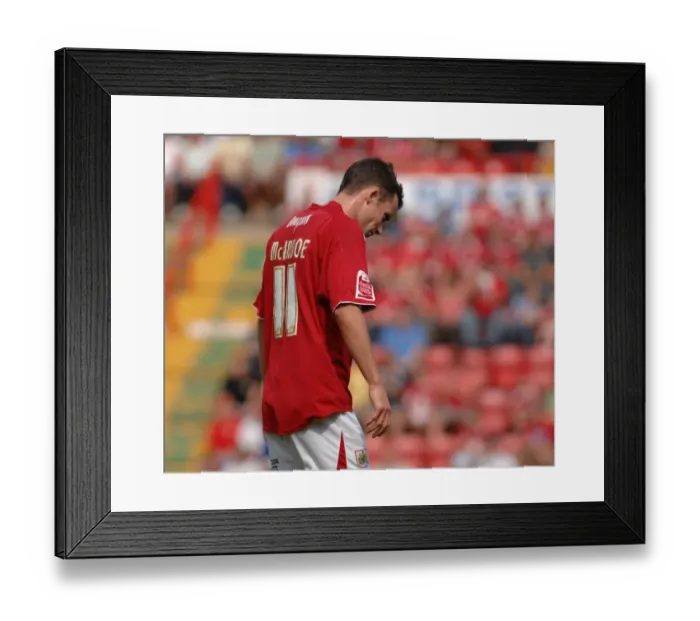 Framed Print : Bristol City vs QPR: A Football Rivalry - Season 08-09 Framed Print : Bristol City vs QPR: A Football Rivalry - Season 08-09