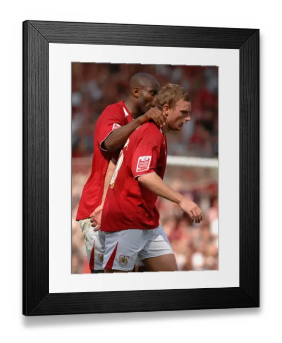 Framed Print : Bristol City vs QPR: Clash of the First Teams (08-09 Season) Framed Print : Bristol City vs QPR: Clash of the First Teams (08-09 Season)