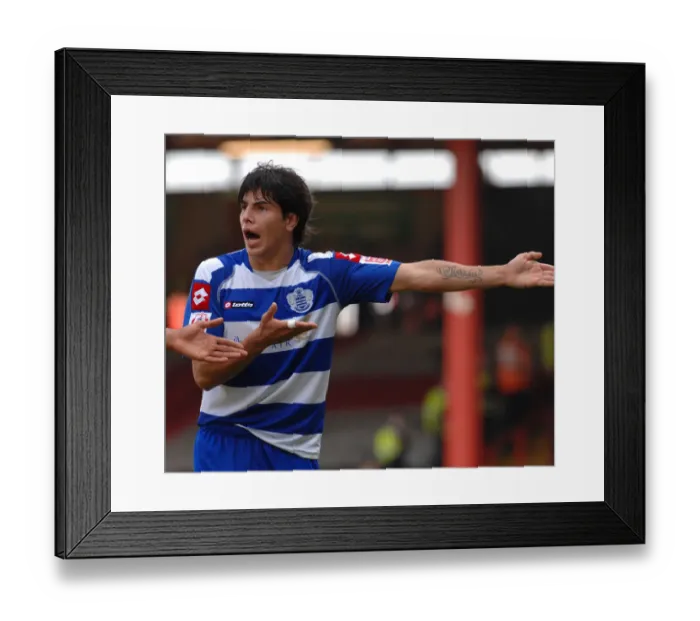 Framed Print : Bristol City vs QPR: A Football Rivalry from the 08-09 Season Framed Print : Bristol City vs QPR: A Football Rivalry from the 08-09 Season