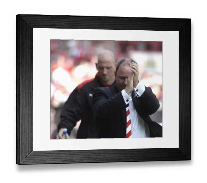 Framed Print : Clash of the First Teams: Bristol City vs QPR - 08-09 Season Framed Print : Clash of the First Teams: Bristol City vs QPR - 08-09 Season