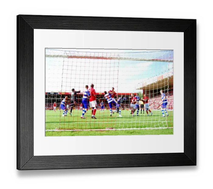 Framed Print : Bristol City vs QPR: A Football Rivalry from the 08-09 Season Framed Print : Bristol City vs QPR: A Football Rivalry from the 08-09 Season