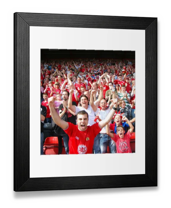 Framed Print : Bristol City First Team: Season 08-09: Bristol City V QPR