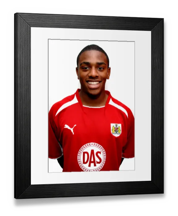 Framed Print : Bristol City First Team: Head Shots (08-09)