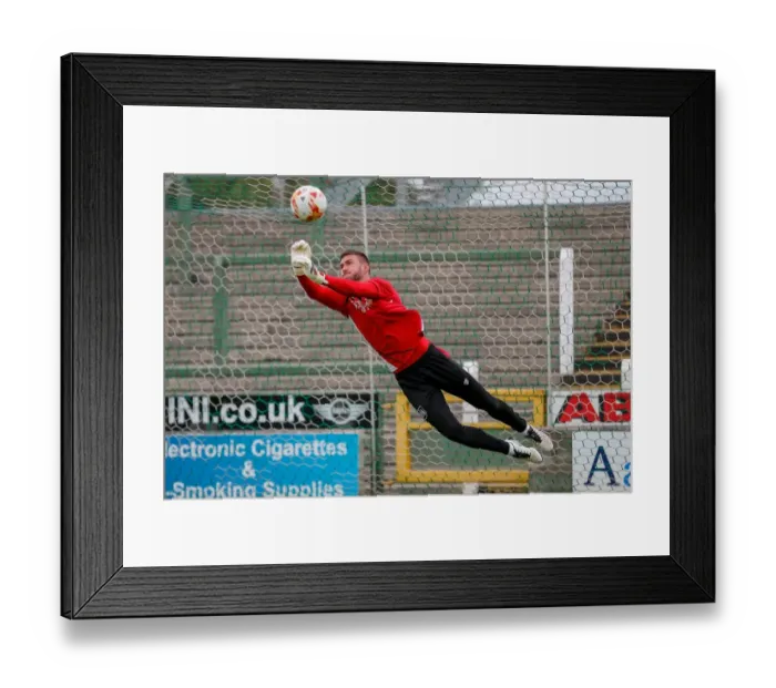 Framed Print : Bristol City vs Yeovil Town: Pre-Season Friendly at Huish Park (16 / 07 / 2016) Framed Print : Bristol City vs Yeovil Town: Pre-Season Friendly at Huish Park (16 / 07 / 2016)