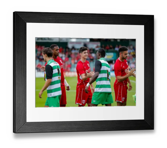 Framed Print : Bristol City's New Signing Callum O'Dowda Lines Up Against Yeovil Town Framed Print : Bristol City's New Signing Callum O'Dowda Lines Up Against Yeovil Town