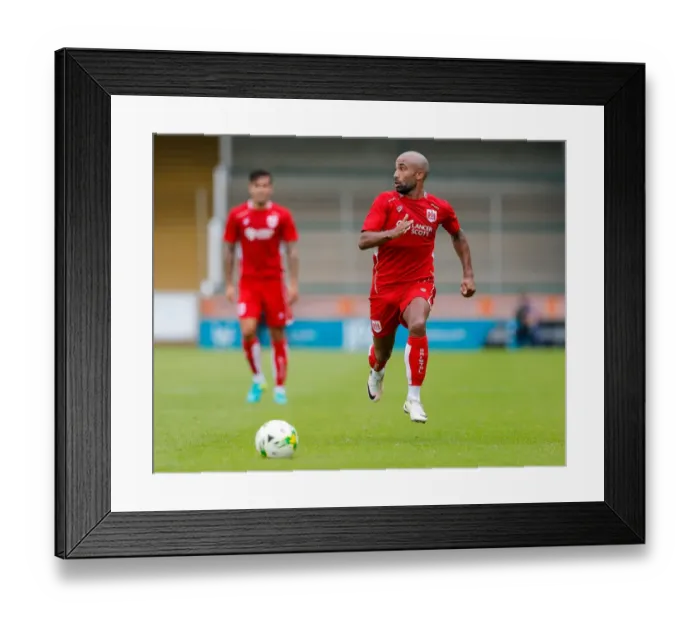 Framed Print : Bristol City's Samuel Armenteros in Action during Pre-Season Friendly against Yeovil Town, July 2016 Framed Print : Bristol City's Samuel Armenteros in Action during Pre-Season Friendly against Yeovil Town, July 2016