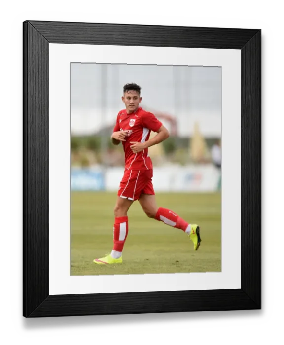 Framed Print : Josh Brownhill of Bristol City in Action Against Granada, 2016: Pre-season Friendly at Pinatar Arena Framed Print : Josh Brownhill of Bristol City in Action Against Granada, 2016: Pre-season Friendly at Pinatar Arena