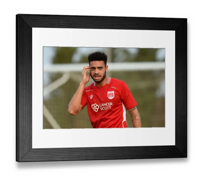 Framed Print : Derrick Williams of Bristol City in Action against Granada, 2016: Pre-season Friendly at Pinatar Arena