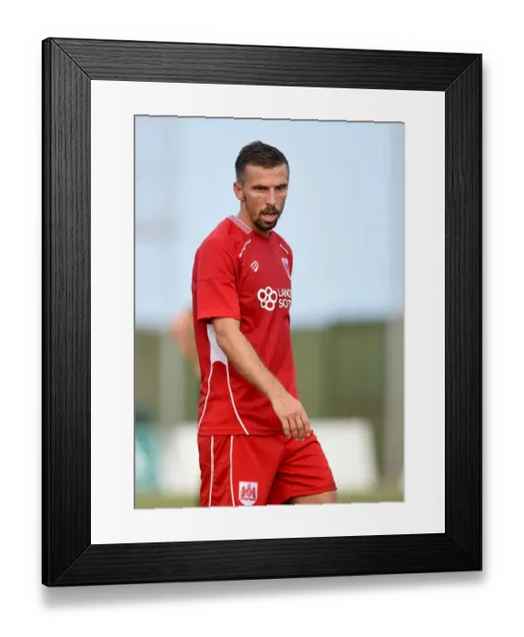 Framed Print : Gary O'Neil in Action: Bristol City vs Granada, 2016 - Pre-season Friendly Framed Print : Gary O'Neil in Action: Bristol City vs Granada, 2016 - Pre-season Friendly