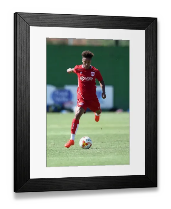 Framed Print : Bobby Reid in Action: UCAM vs. Bristol City Pre-season Friendly, 2016 Framed Print : Bobby Reid in Action: UCAM vs. Bristol City Pre-season Friendly, 2016