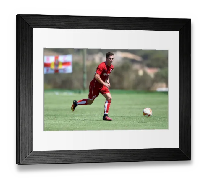 Framed Print : Bristol City's Joe Bryan in Action Against UCAM during Pre-season Friendly at La Manga Training Ground (22 / 07 / 2016) Framed Print : Bristol City's Joe Bryan in Action Against UCAM during Pre-season Friendly at La Manga Training Ground (22 / 07 / 2016)